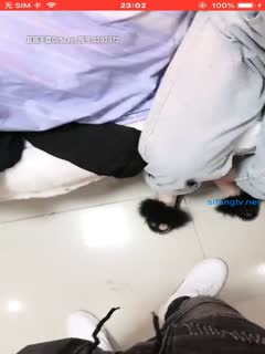 黄色大黑逼毛挨操的视频